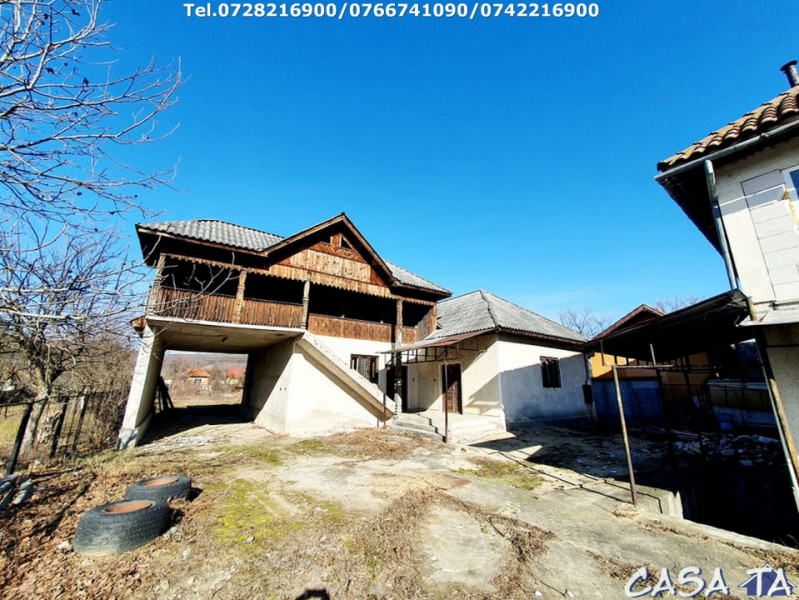 Casa P+1, situata în Balesti-Ceauru, Str. Trandafirilor