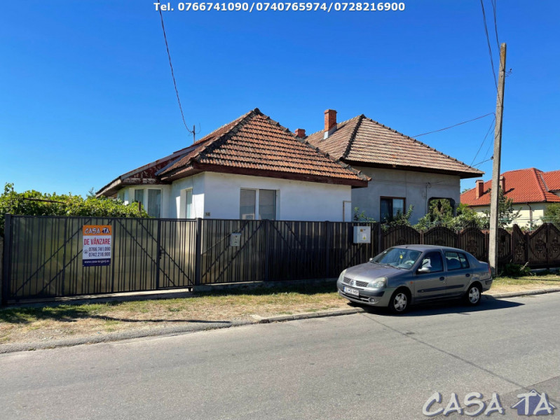 Casa 4 Camere si teren aferent (2200 mp), Strada Petresti, Targu Jiu