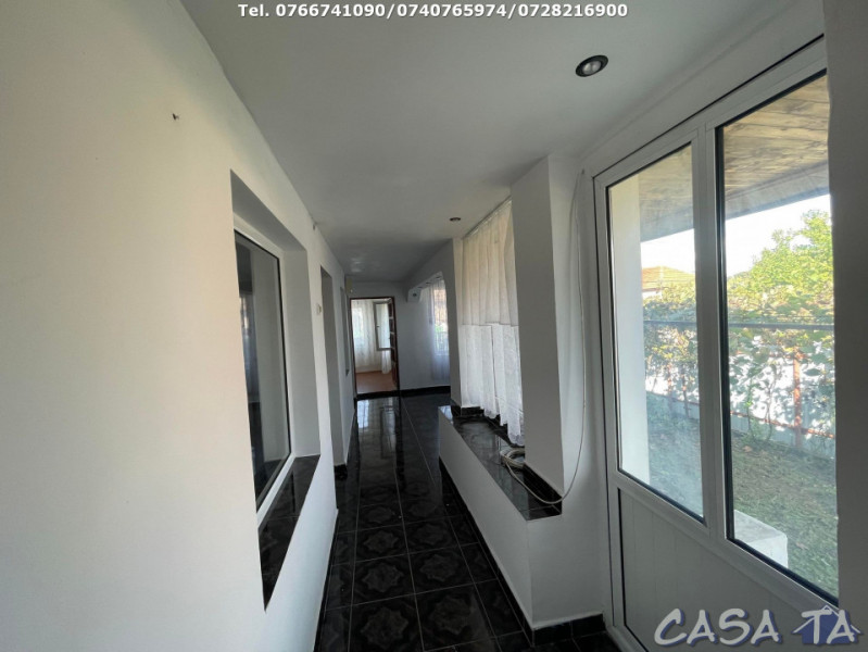 Casa 4 Camere si teren aferent (2200 mp), Strada Petresti, Targu Jiu