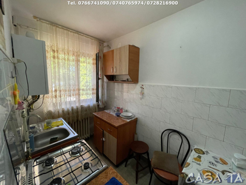 Apartament 2 Camere, Parter, Strada Zambilelor