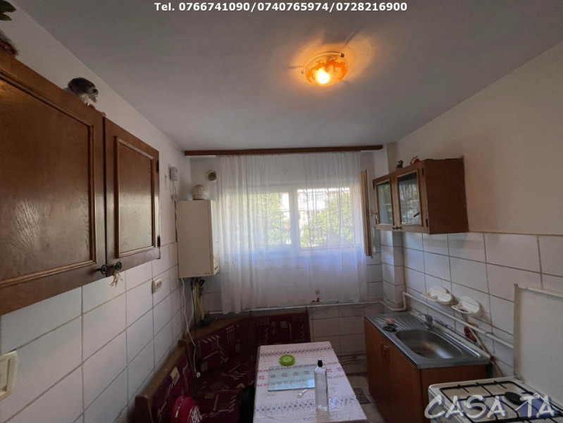 Apartament 2 Camere, Etaj 1, Strada G-ral Christian Tell