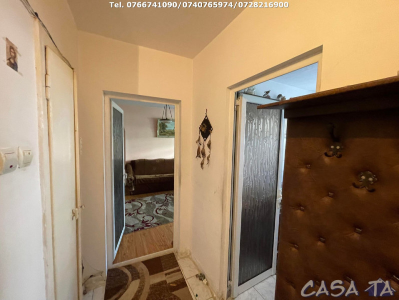 Apartament 2 Camere, Etaj 1, Strada G-ral Christian Tell