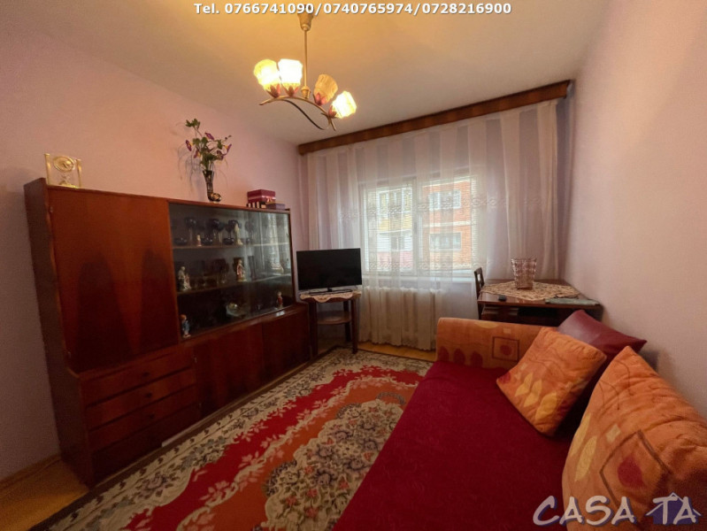 Apartament 3 Camere, Etaj 2, Strada Corneliu Coposu