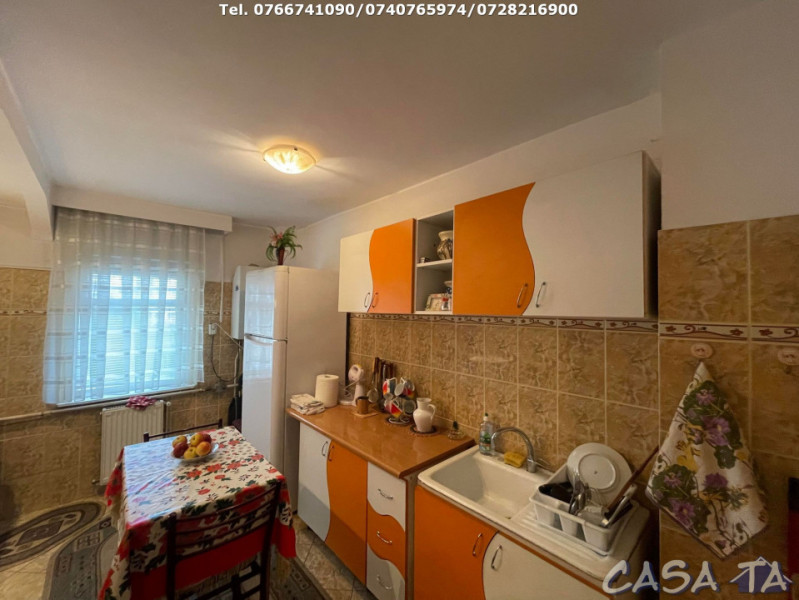 Apartament 3 Camere, Etaj 2, Strada Corneliu Coposu