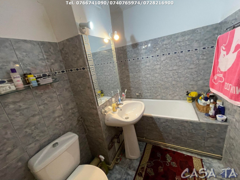 Apartament 3 Camere, Etaj 2, Strada Corneliu Coposu