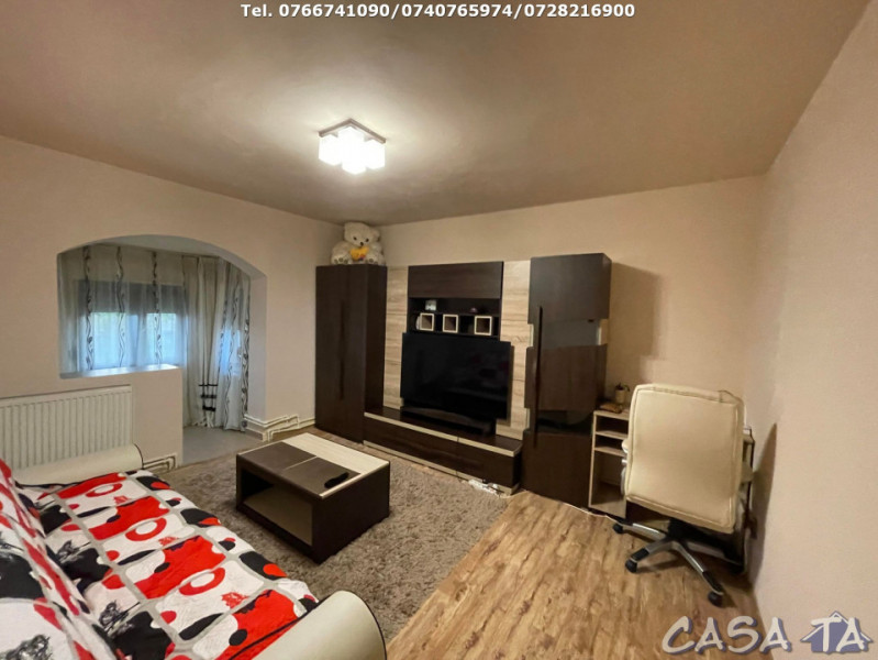 Apartament 2 Camere, Etaj 4, Strada Olari