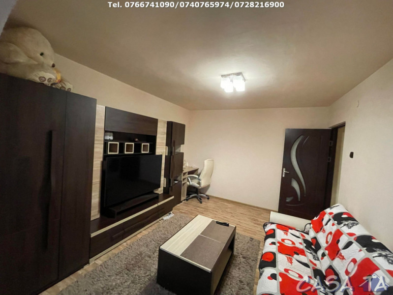 Apartament 2 Camere, Etaj 4, Strada Olari