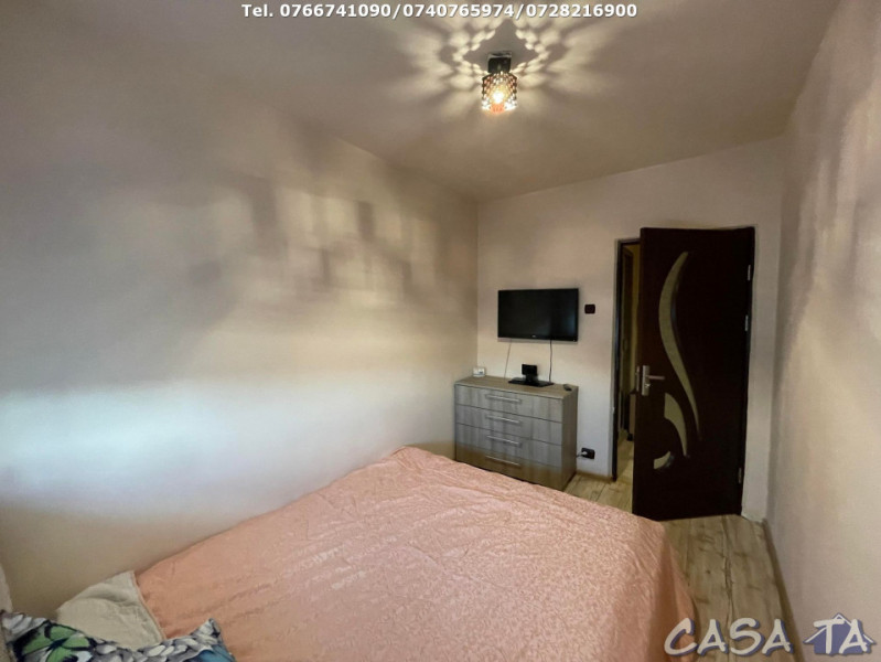 Apartament 2 Camere, Etaj 4, Strada Olari