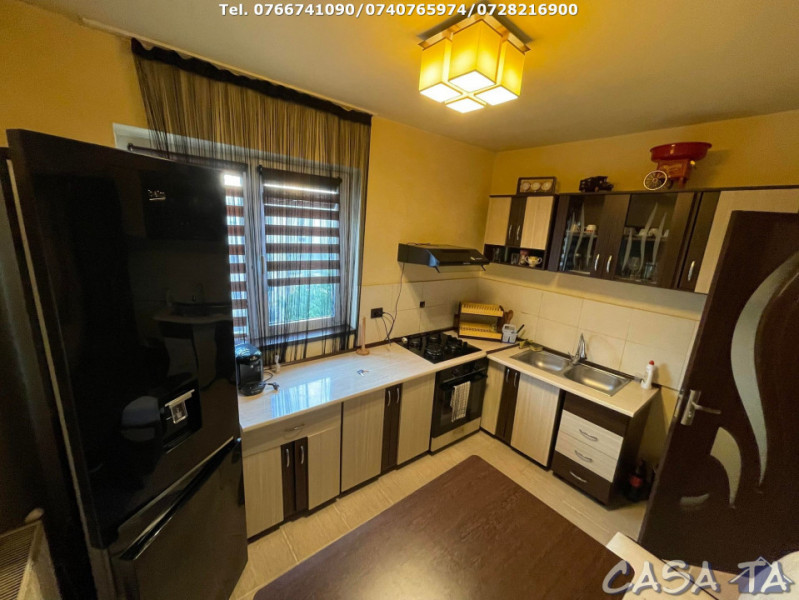Apartament 2 Camere, Etaj 4, Strada Olari