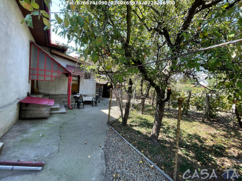 Casa + Teren aferent (1124 mp) si Anexe, Strada Dobrogeanu Gherea