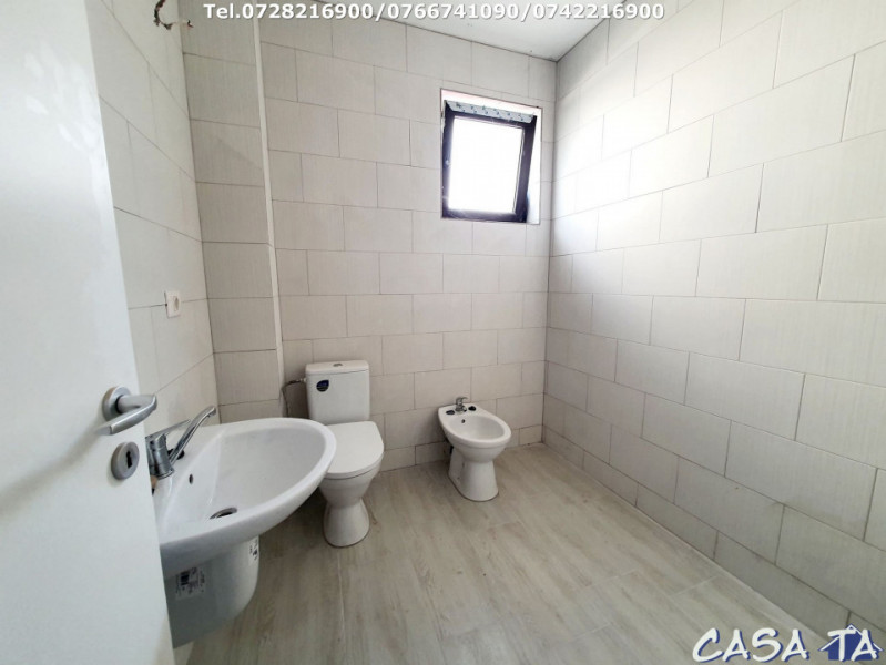 Închiriere apartament 3 camere, Str. Bicaz