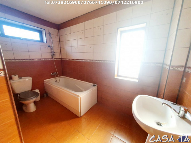 Casa, situata în Târgu Jiu, M.C Oancea (Cartier Grivitei)