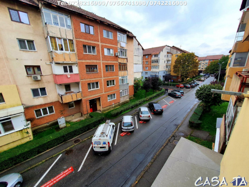 Apartament 2 camere, situat în Târgu Jiu, Str.Corneliu Coposu (Centru)