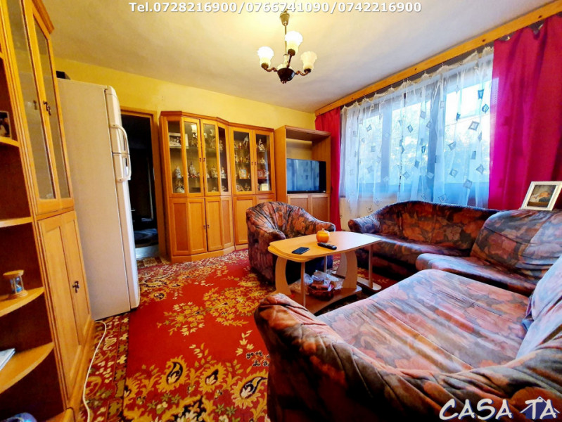 Apartament 4 camere, situat în Târgu Jiu, Aleea Sfantul Nicolae