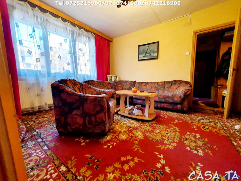 Apartament 4 camere, situat în Târgu Jiu, Aleea Sfantul Nicolae
