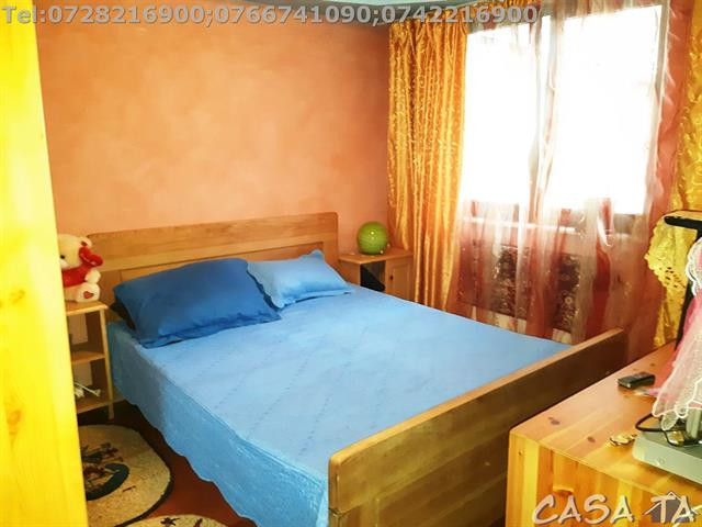 Apartament 3 camere, situat în Târgu Jiu, Str.Zambilelor