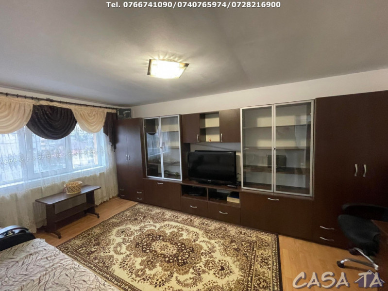 Apartament 2 Camere, Etaj 4, Comuna din Paris
