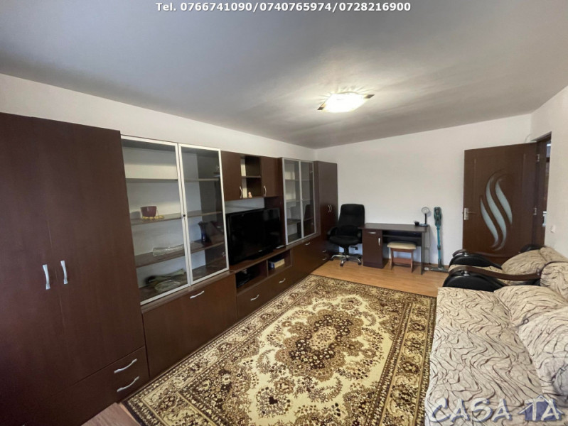 Apartament 2 Camere, Etaj 4, Comuna din Paris