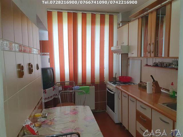 Apartament 4 camere ,situat în Târgu Jiu, Sfantul Nicolae