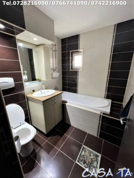 Închiriere apartament 3 camere, Unirii (Ultracentral)