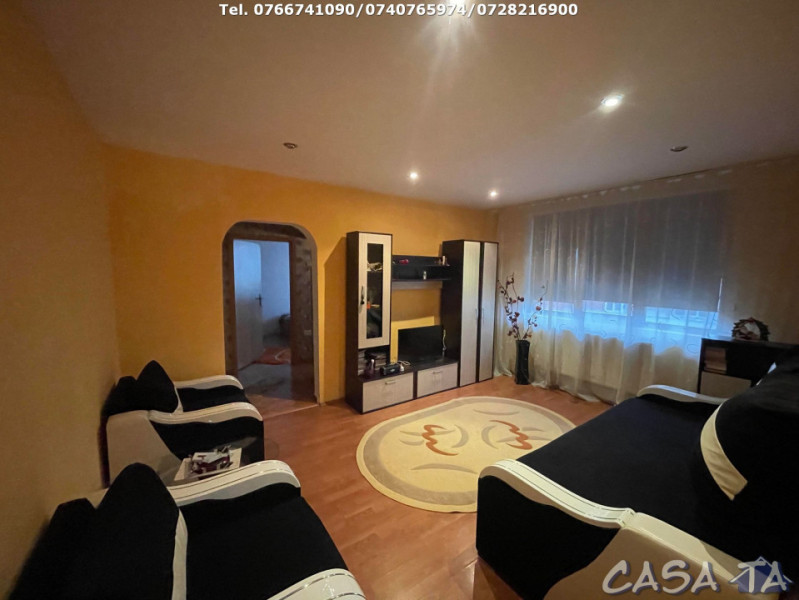Apartament 2 Camere, Etaj 4, Strada Garofitei