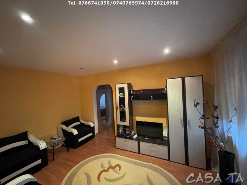 Apartament 2 Camere, Etaj 4, Strada Garofitei