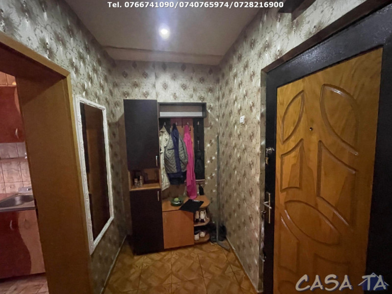 Apartament 2 Camere, Etaj 4, Strada Garofitei