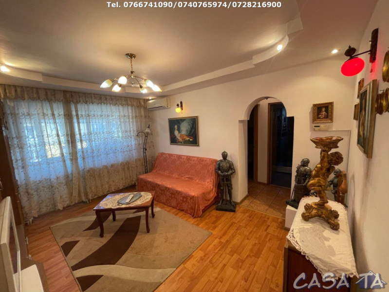 Apartament 3 Camere, Etaj 4 (cu acoperis), Strada Aleea Plopilor