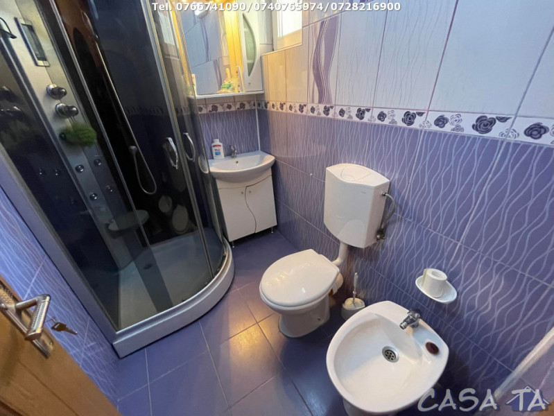 Apartament 3 Camere, Etaj 4 (cu acoperis), Strada Aleea Plopilor