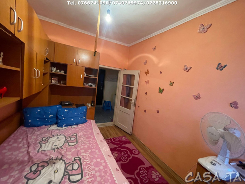 Apartament 2 Camere, Etaj 1, Strada Izlaz