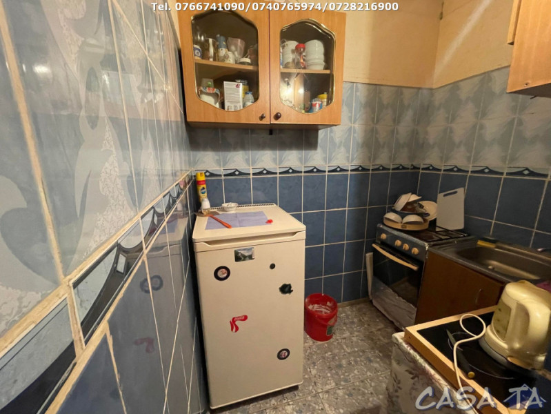 Apartament 2 Camere, Etaj 1, Strada Izlaz