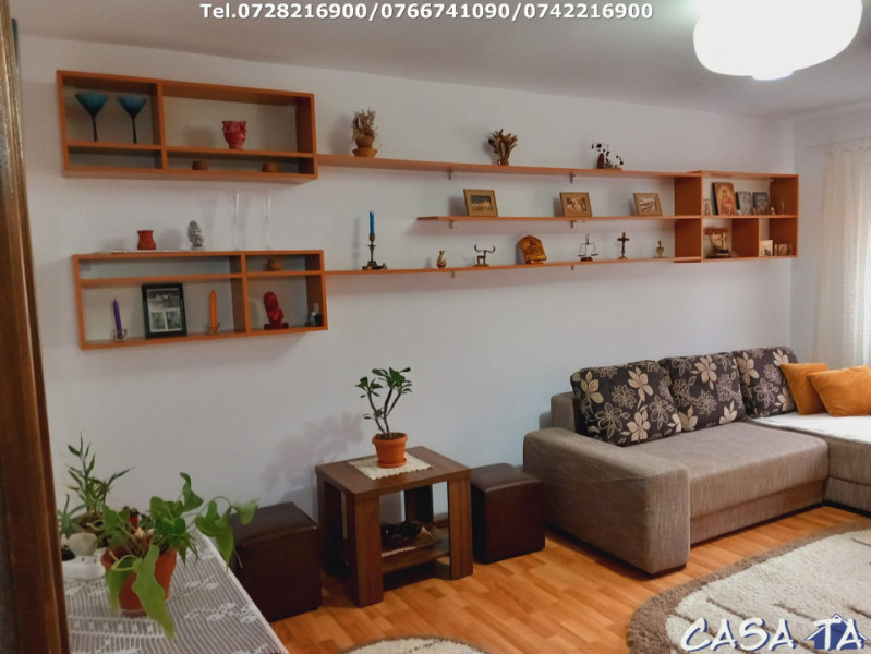 Apartament 3 camere, situat în Târgu Jiu, Lt. Col. D-tru Petrescu