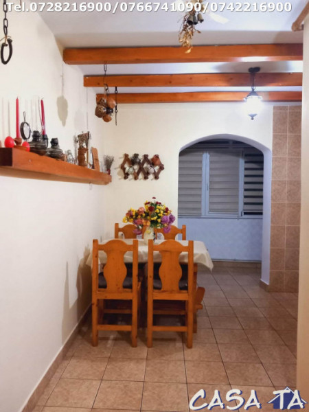 Apartament 3 camere, situat în Târgu Jiu, Lt. Col. D-tru Petrescu