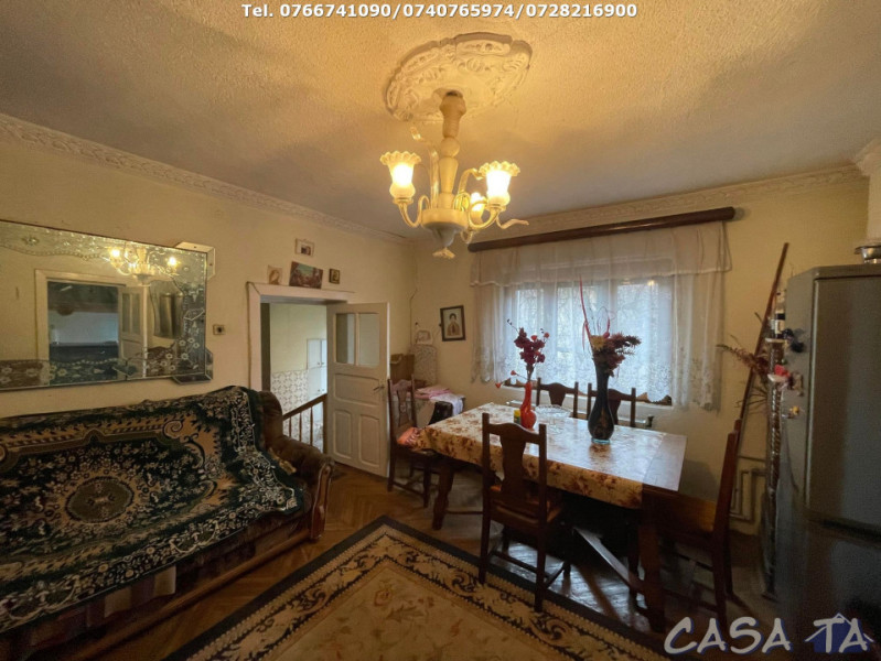 Casa 8 Camere D+P+1, Strada 11 Iunie 1848