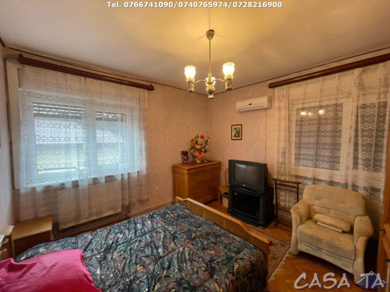 Casa 8 Camere D+P+1, Strada 11 Iunie 1848