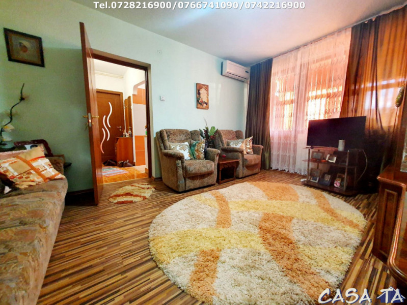 Apartament 3 camere, situat în Târgu Jiu, Str Unirii