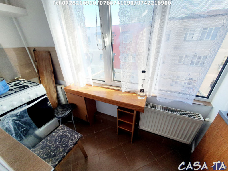  Închiriere apartament 2 camere, Str. Constructorilor 