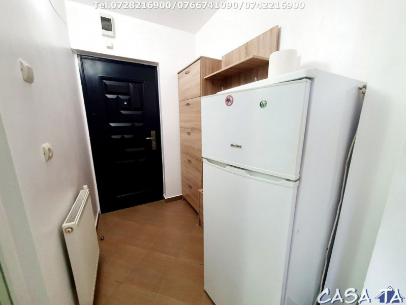  Închiriere apartament 2 camere, Str. Constructorilor 