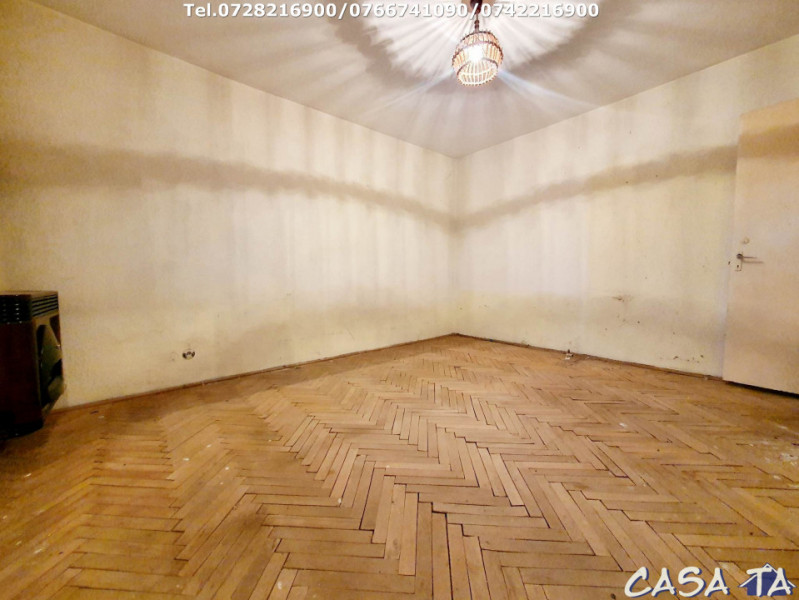 Garsoniera, situata în Târgu Jiu, Aleea Plopilor