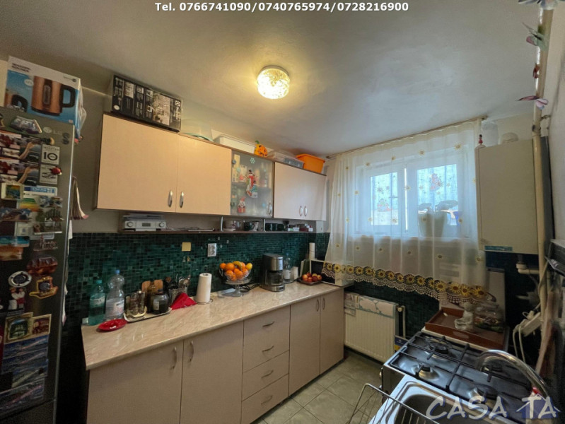 Apartament 2 Camere, Etaj 4 (cu acoperis), Strada Brandusei