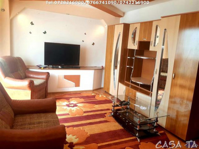 Închiriere apartament 3 camere ,Str Comuna din Paris