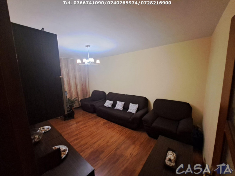 Apartament 3 Camere, Etaj 3, Strada Castanilor