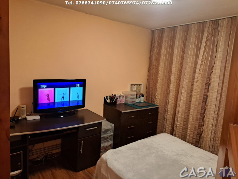 Apartament 3 Camere, Etaj 3, Strada Castanilor