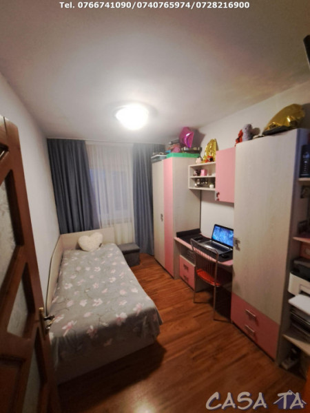 Apartament 3 Camere, Etaj 3, Strada Castanilor