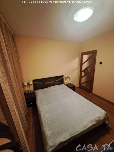 Apartament 3 Camere, Etaj 3, Strada Castanilor