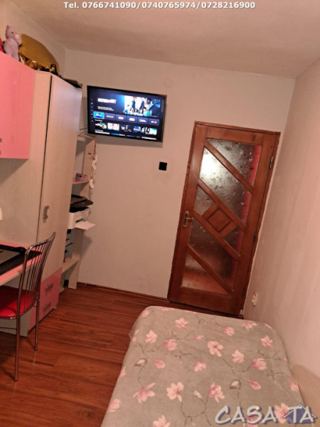 Apartament 3 Camere, Etaj 3, Strada Castanilor