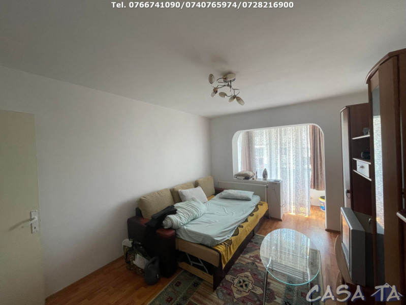 Apartament 2 Camere, Etaj 5 (lift nou), Aleea Plopilor
