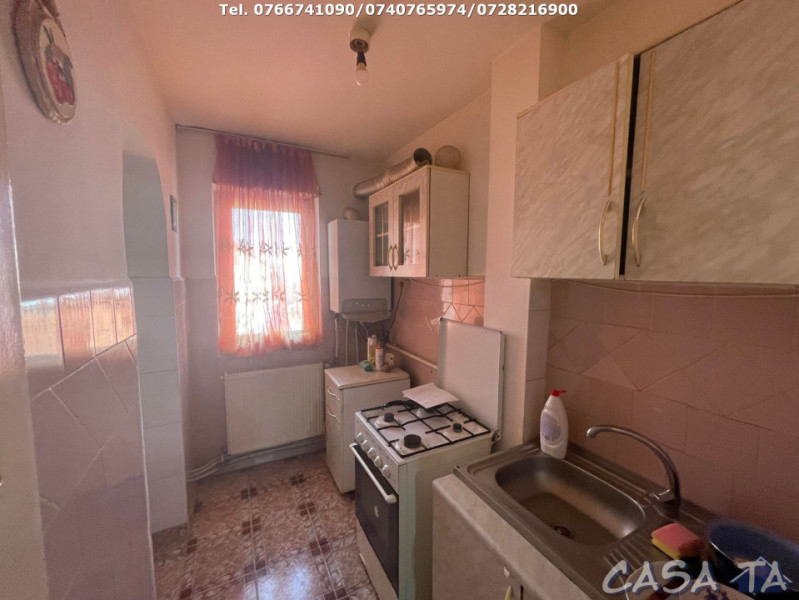 Apartament 2 Camere, Etaj 5 (lift nou), Aleea Plopilor