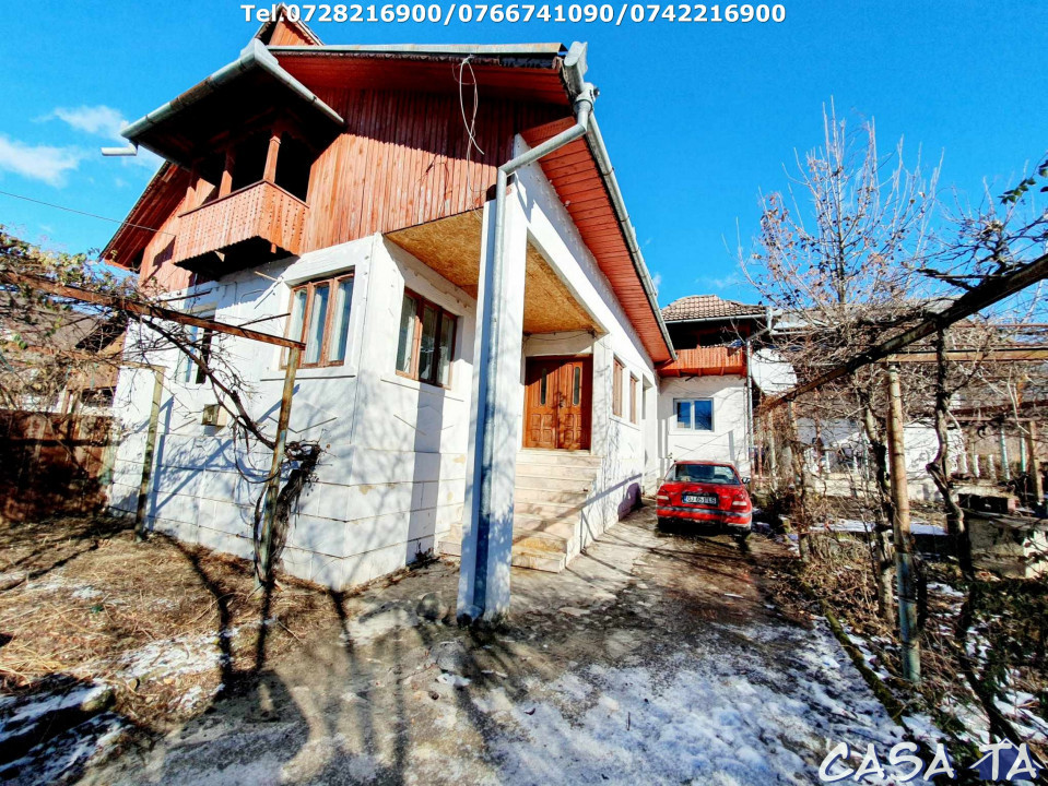 Casa situata în Francesti - Pestisani