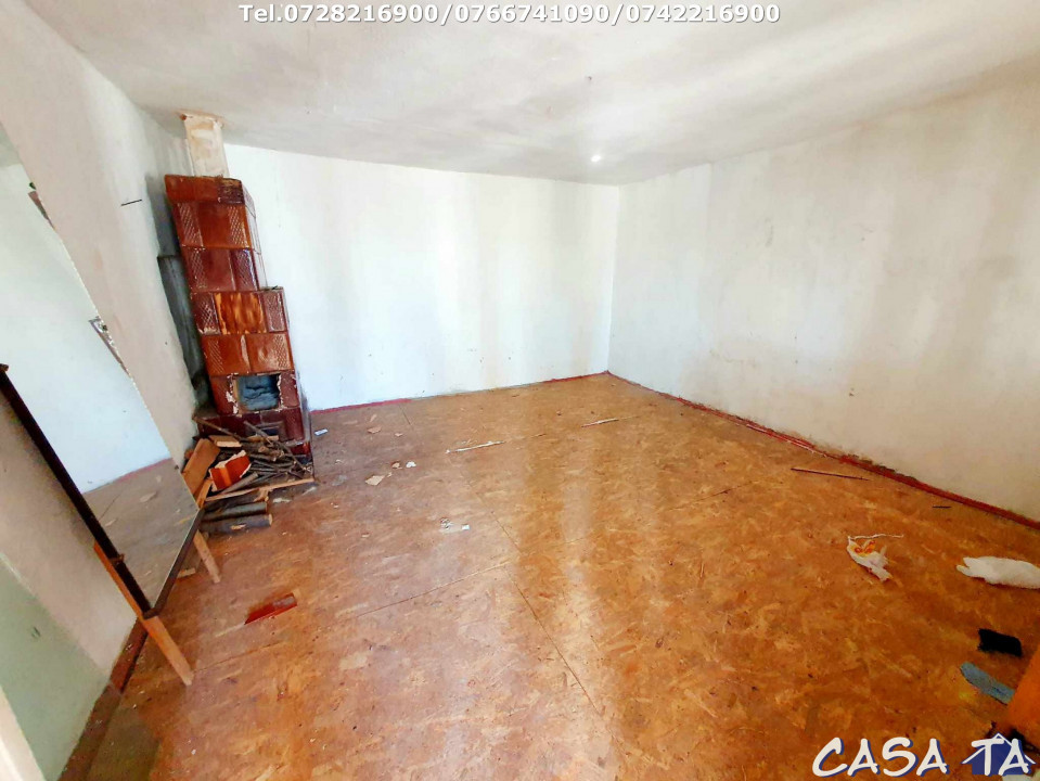 Casa situata în Francesti - Pestisani